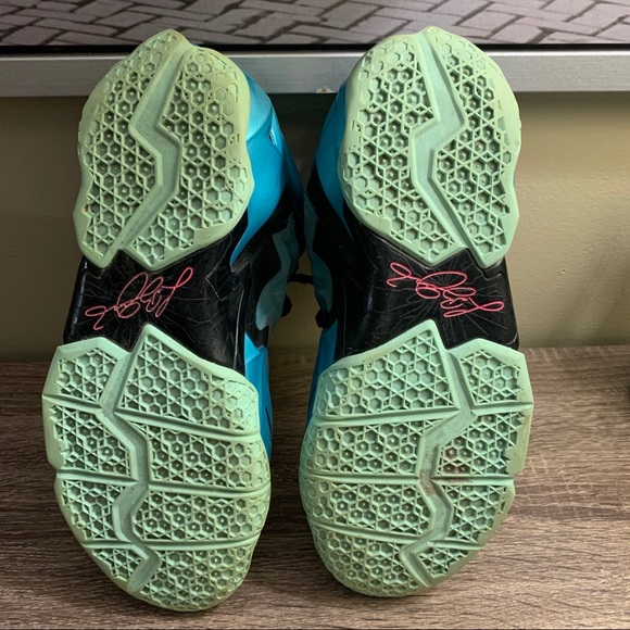 Nike Lebron 11 South Beach - Picture 9 of 11